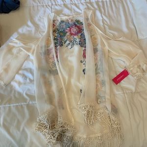 brand new floral shaw